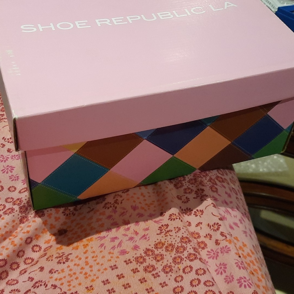 NIB SEXY BLACK PATENT STILETTOS ANKLE STRAP SANDALS 6 💝 🎁 - Picture 4 of 7